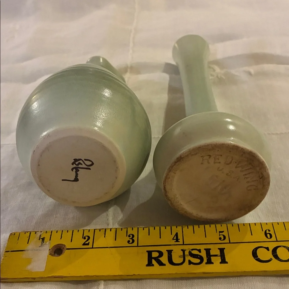 Red-Wing USA Easter Green Ceramic Vases Set/2 Redwing VTG Lithe RS Lang Indented
